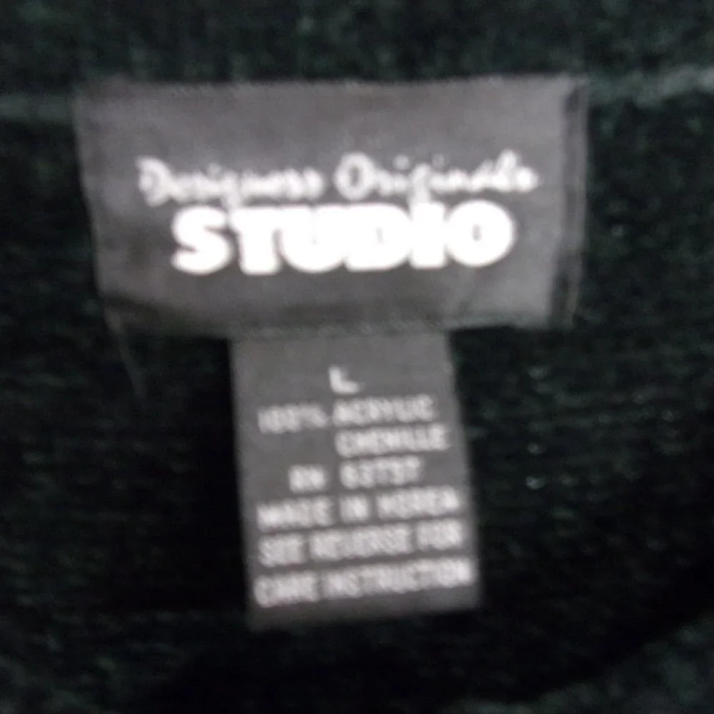 Designer Originals Sweater Color Block Black Green NWOT Bonus Earrings S…